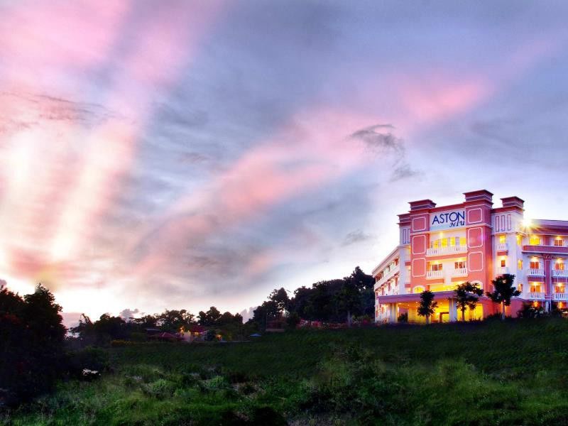 Aston Niu Manokwari Hotel & Conference Center Exterior photo