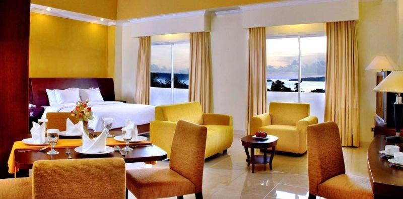 Aston Niu Manokwari Hotel & Conference Center Exterior photo